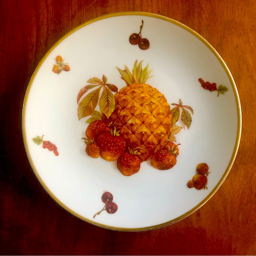 Fall themed dessert plates